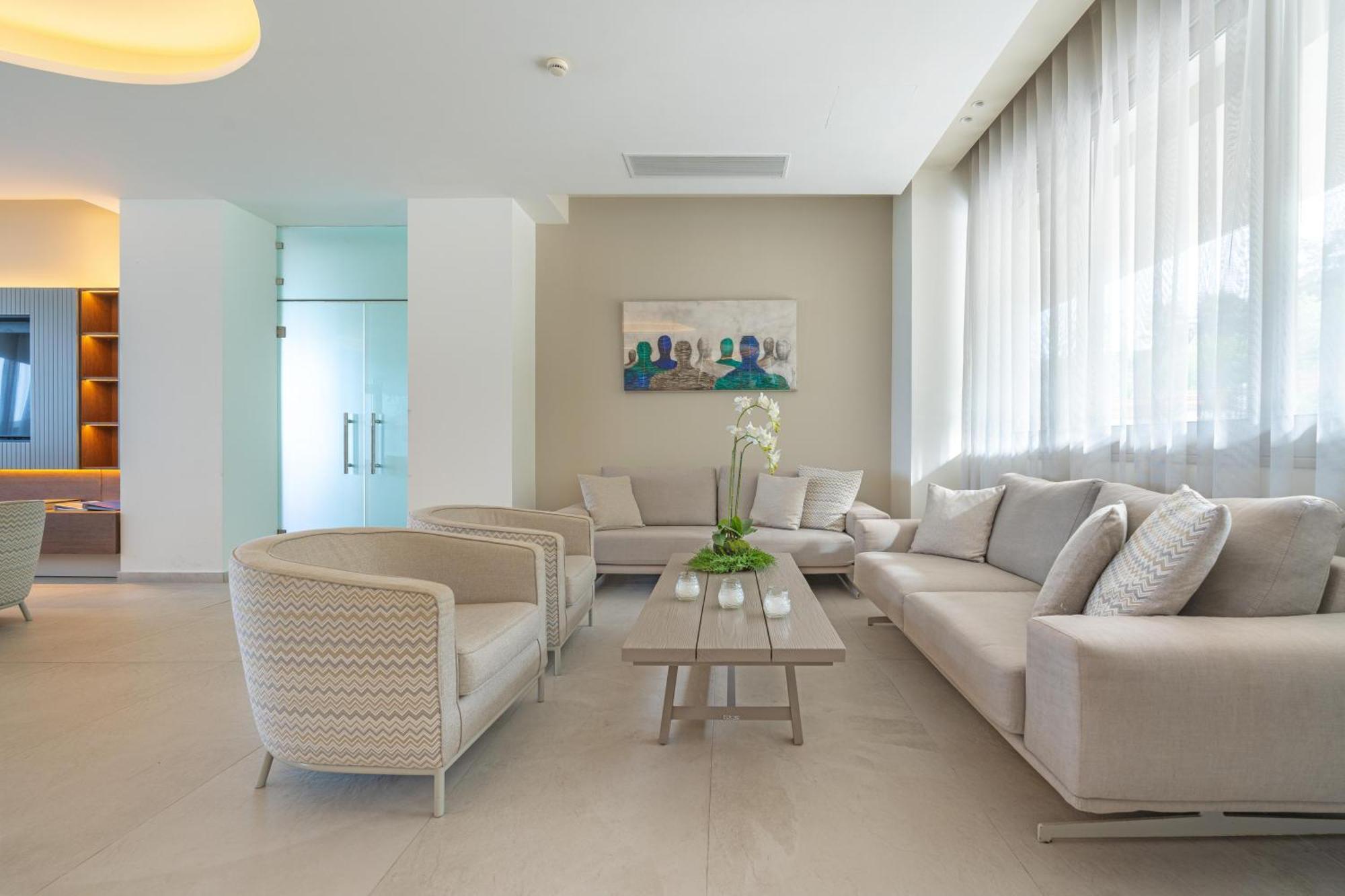 โรงแรม แอมมอน เซอุส Kallithea  ภายนอก รูปภาพ