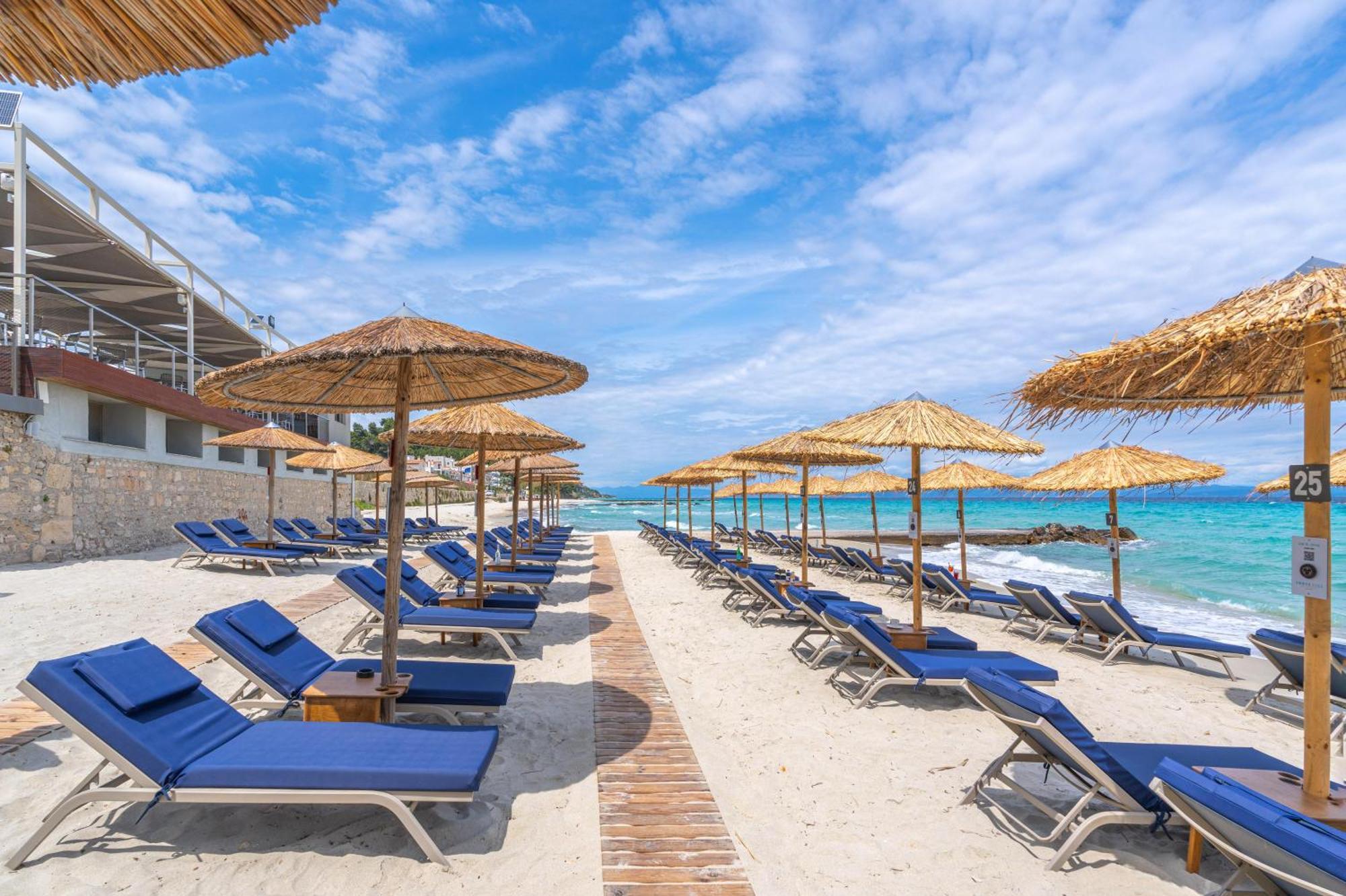 โรงแรม แอมมอน เซอุส Kallithea  ภายนอก รูปภาพ